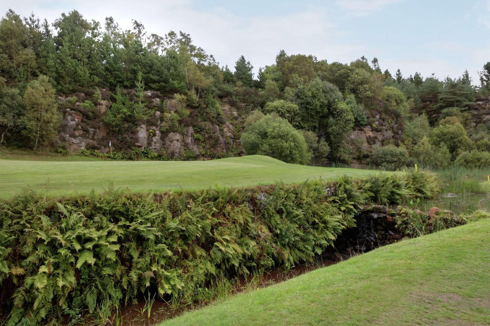 Doubletree By Hilton Glasgow Westerwood Spa & Golf Resort Cumbernauld Exteriér fotografie